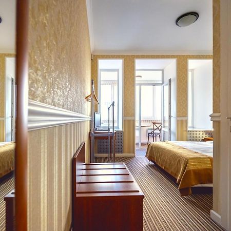 Consul Hotel Консул Odessa Exteriör bild