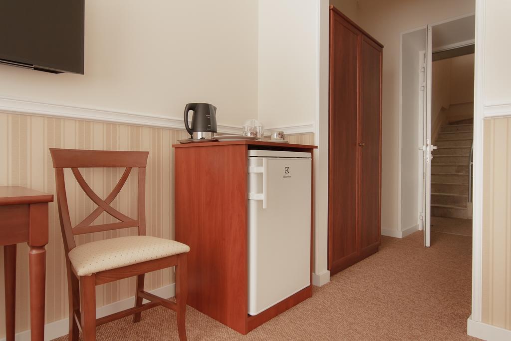 Consul Hotel Консул Odessa Rum bild