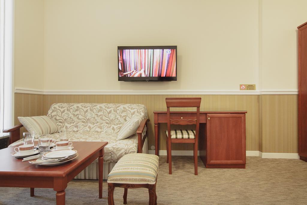 Consul Hotel Консул Odessa Exteriör bild