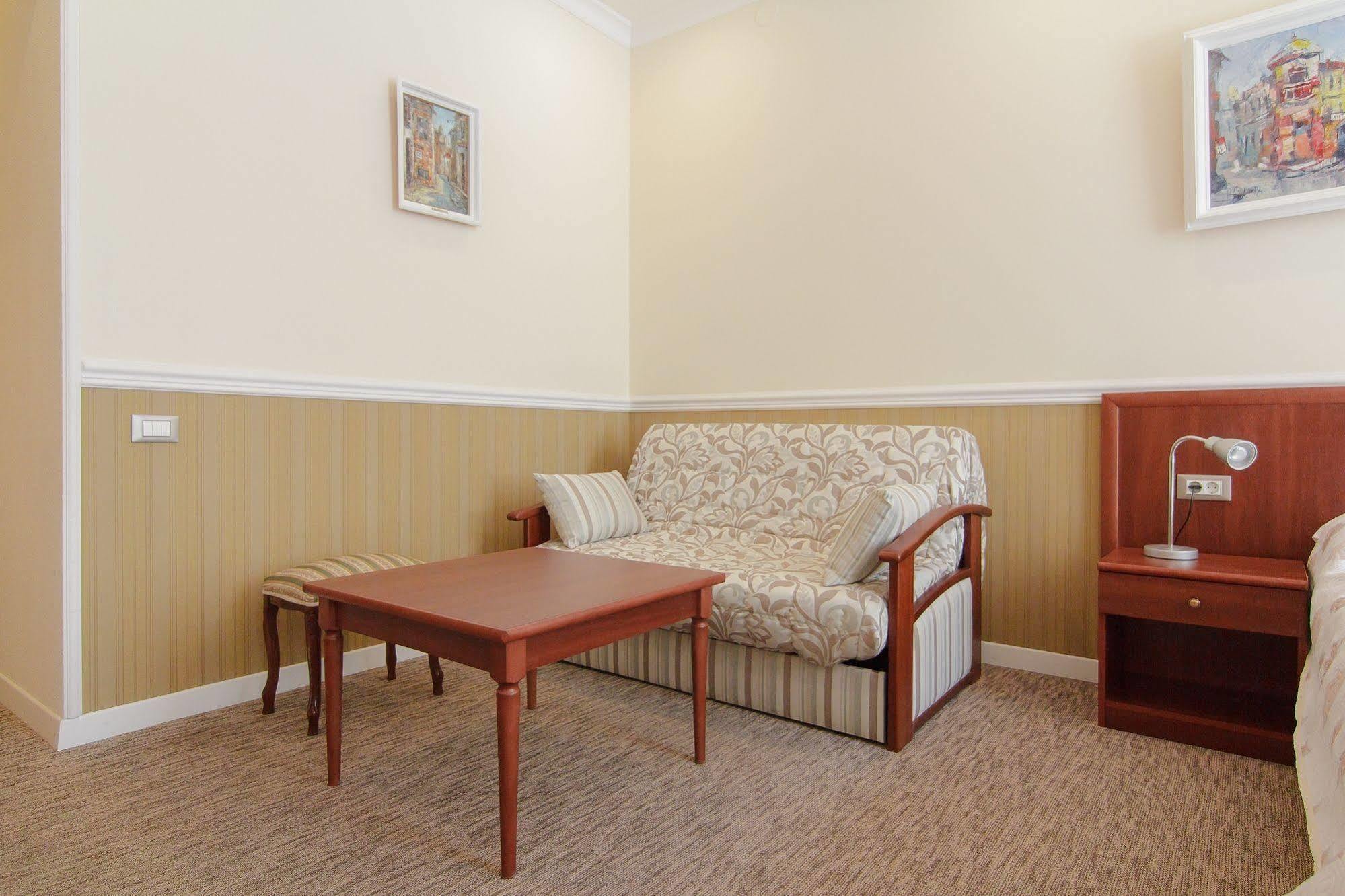 Consul Hotel Консул Odessa Exteriör bild