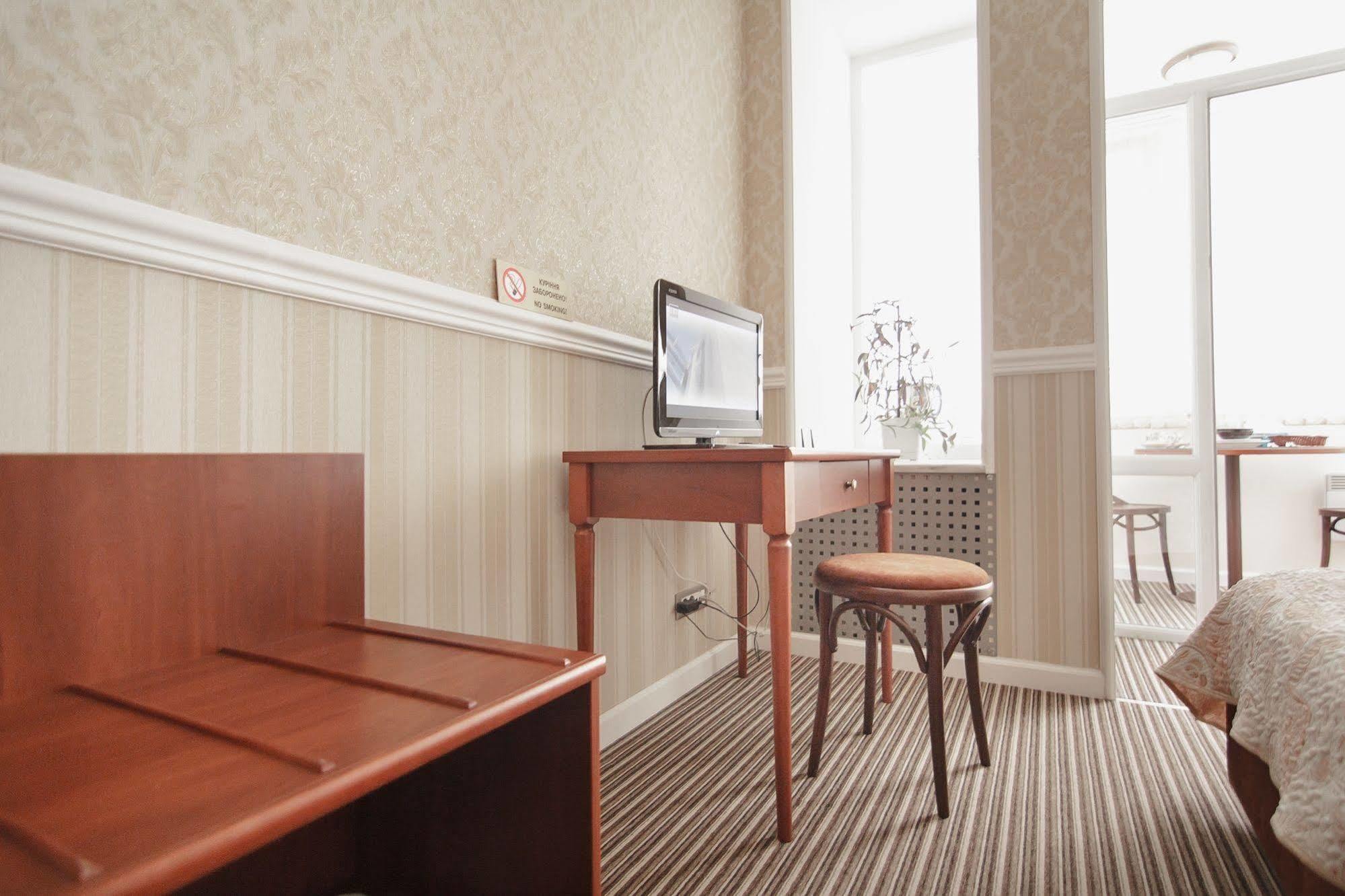Consul Hotel Консул Odessa Exteriör bild