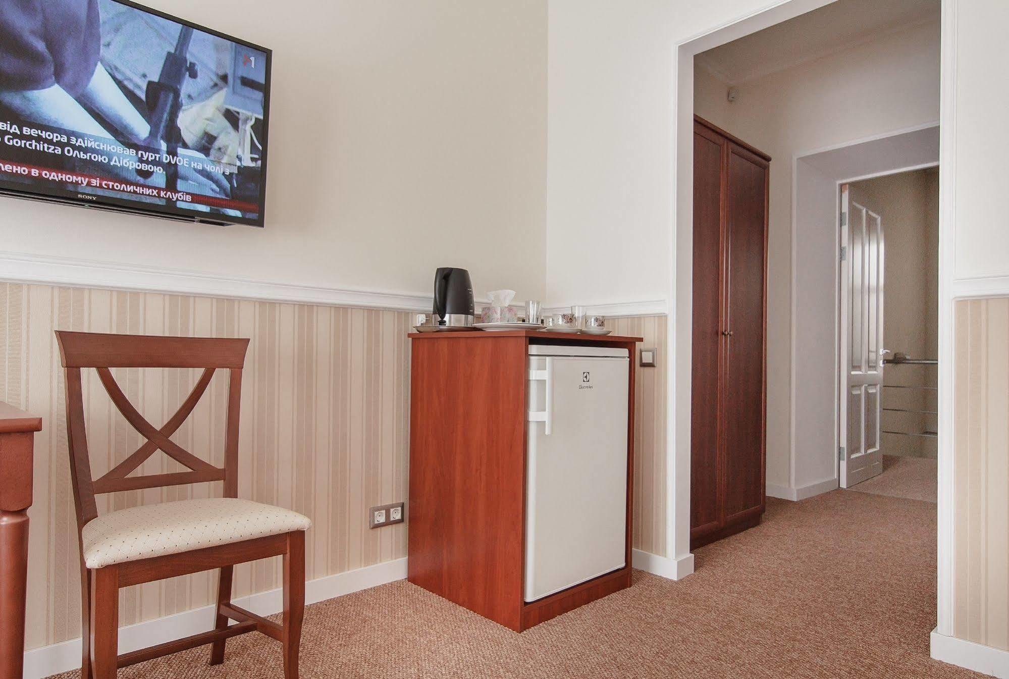 Consul Hotel Консул Odessa Exteriör bild
