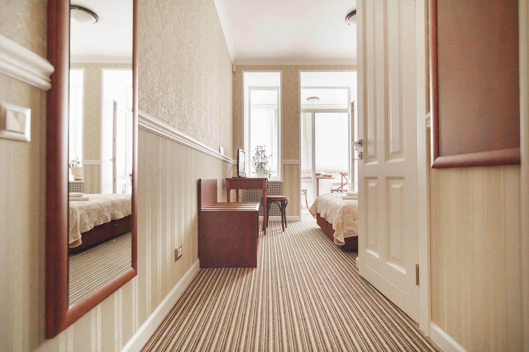 Consul Hotel Консул Odessa Exteriör bild