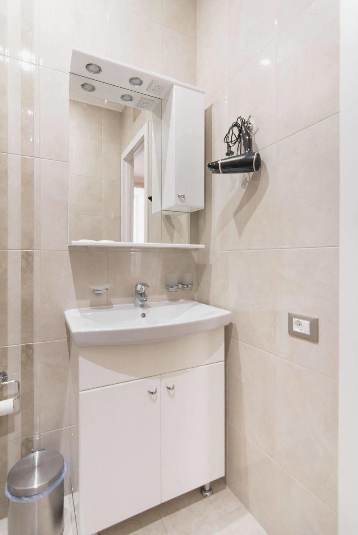 Consul Hotel Консул Odessa Exteriör bild